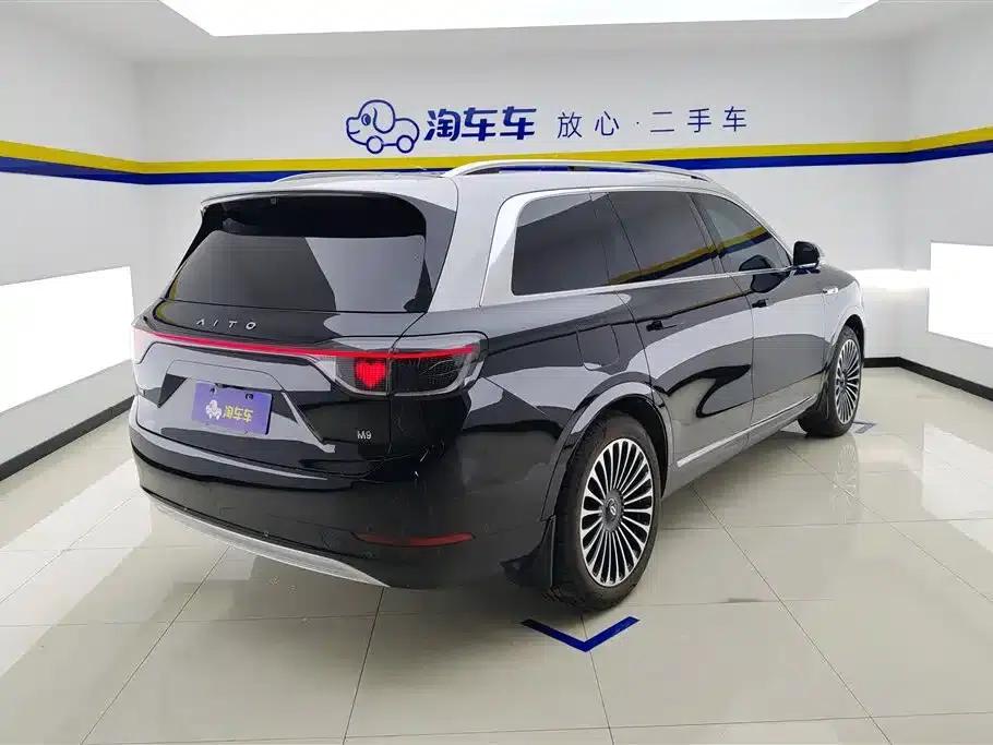 Wenjie M9 2024 Range Extended Max Edition 52kWh 6-Seater — миниатюра 3