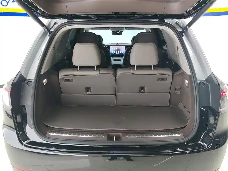 Wenjie M9 2024 Range Extended Max Edition 52kWh 6-Seater — миниатюра 4