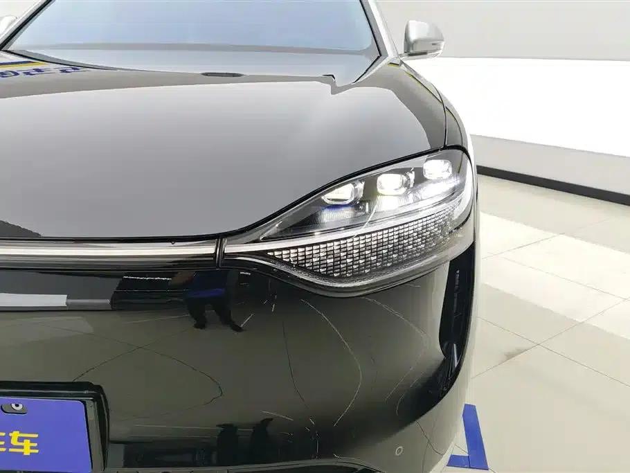 Wenjie M9 2024 Range Extended Max Edition 52kWh 6-Seater — миниатюра 5