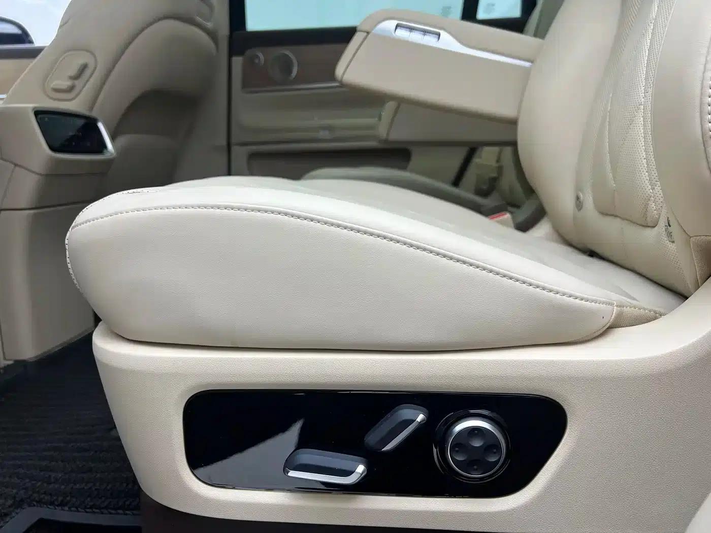 Wenjie M9 2024 Range Extended Ultra Edition 52kWh 6-Seater — миниатюра 21