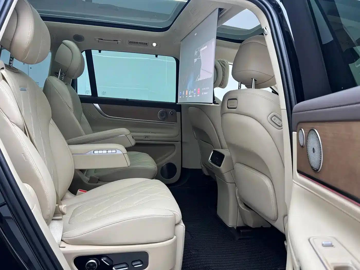 Wenjie M9 2024 Range Extended Ultra Edition 52kWh 6-Seater — миниатюра 36