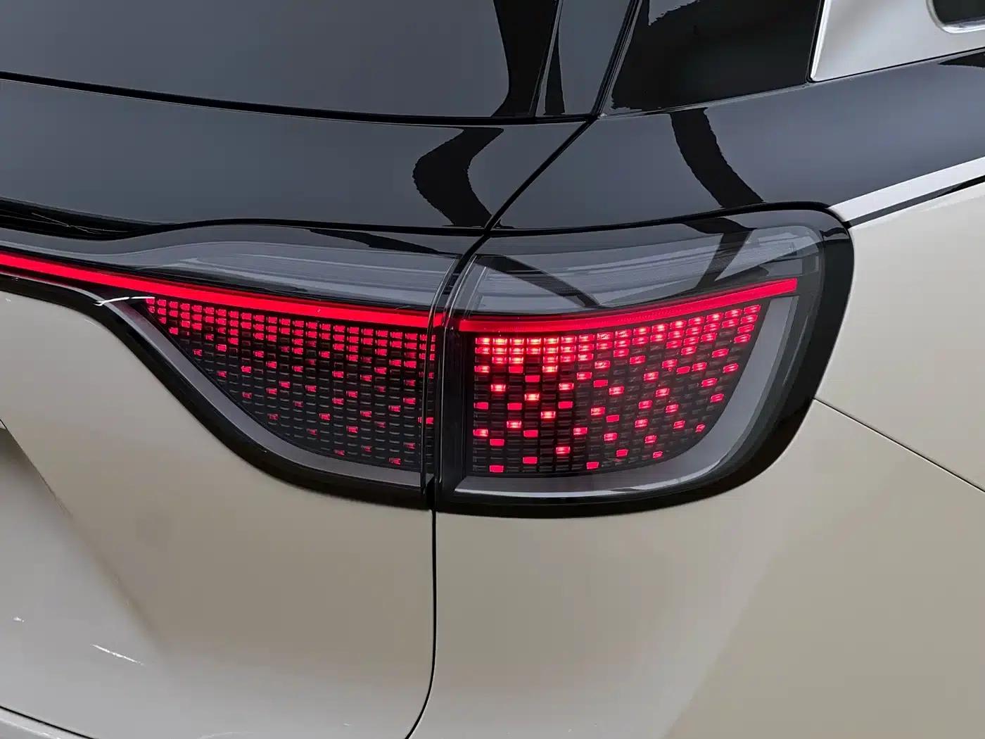 Wenjie M9 2024 Range Extended Ultra Edition 52kWh 6-Seater — миниатюра 27