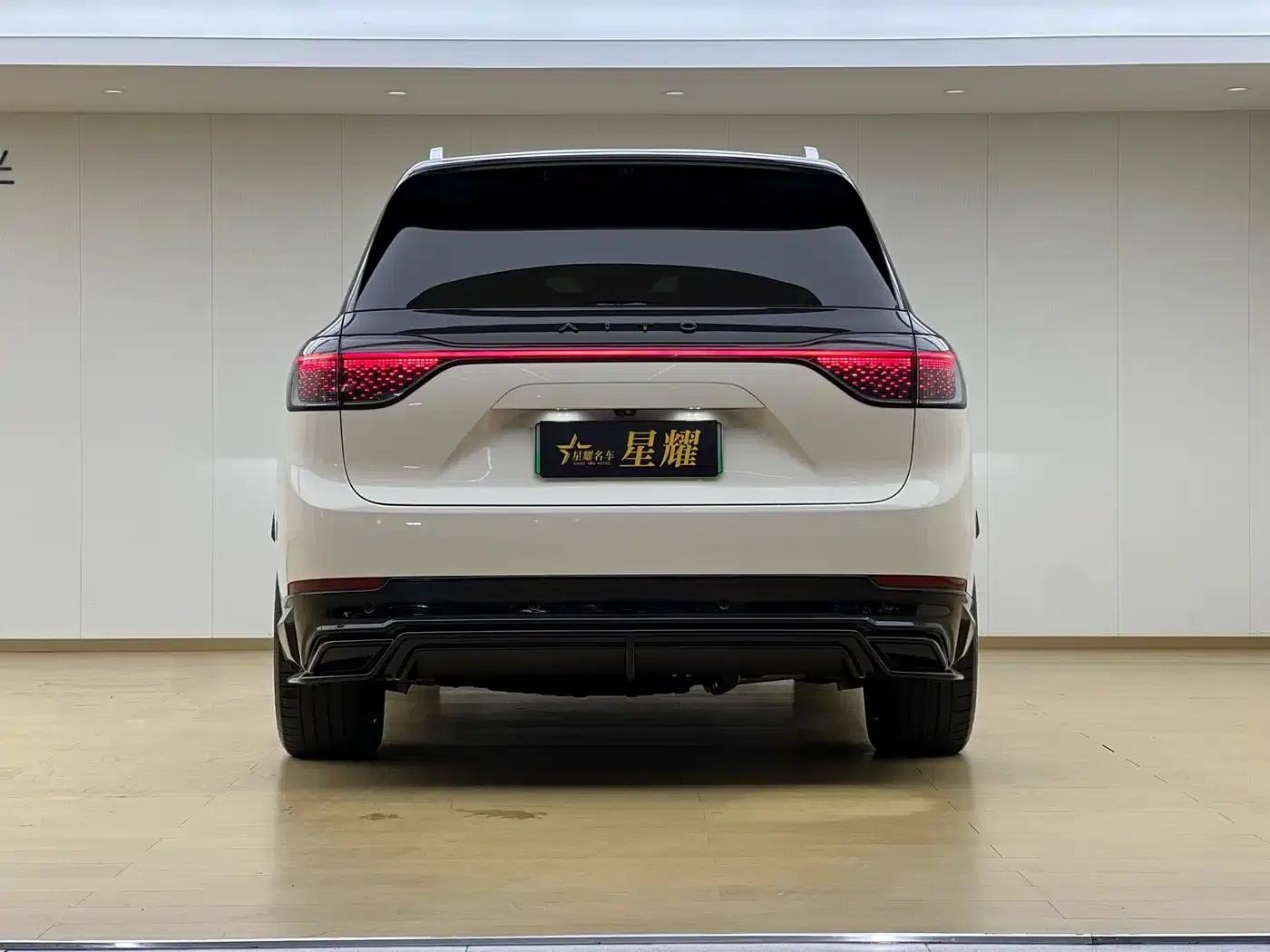 Wenjie M9 2024 Range Extended Ultra Edition 52kWh 6-Seater — миниатюра 28