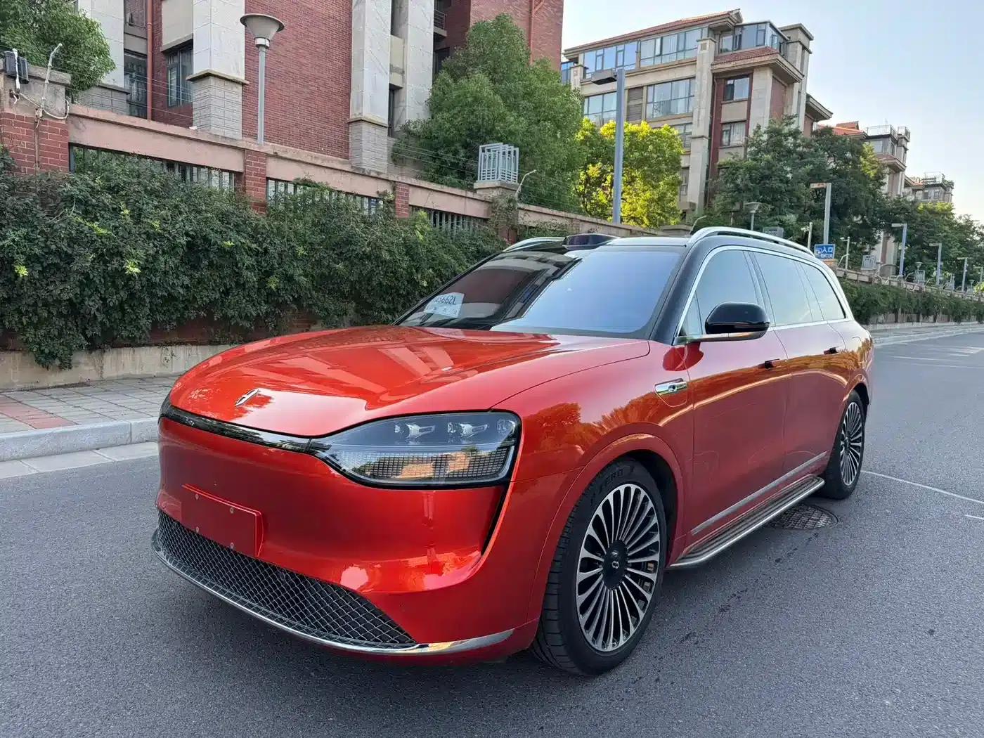 Wenjie M9 2024 Pure Electric Ultra Edition 100kWh 6-Seater — миниатюра 1