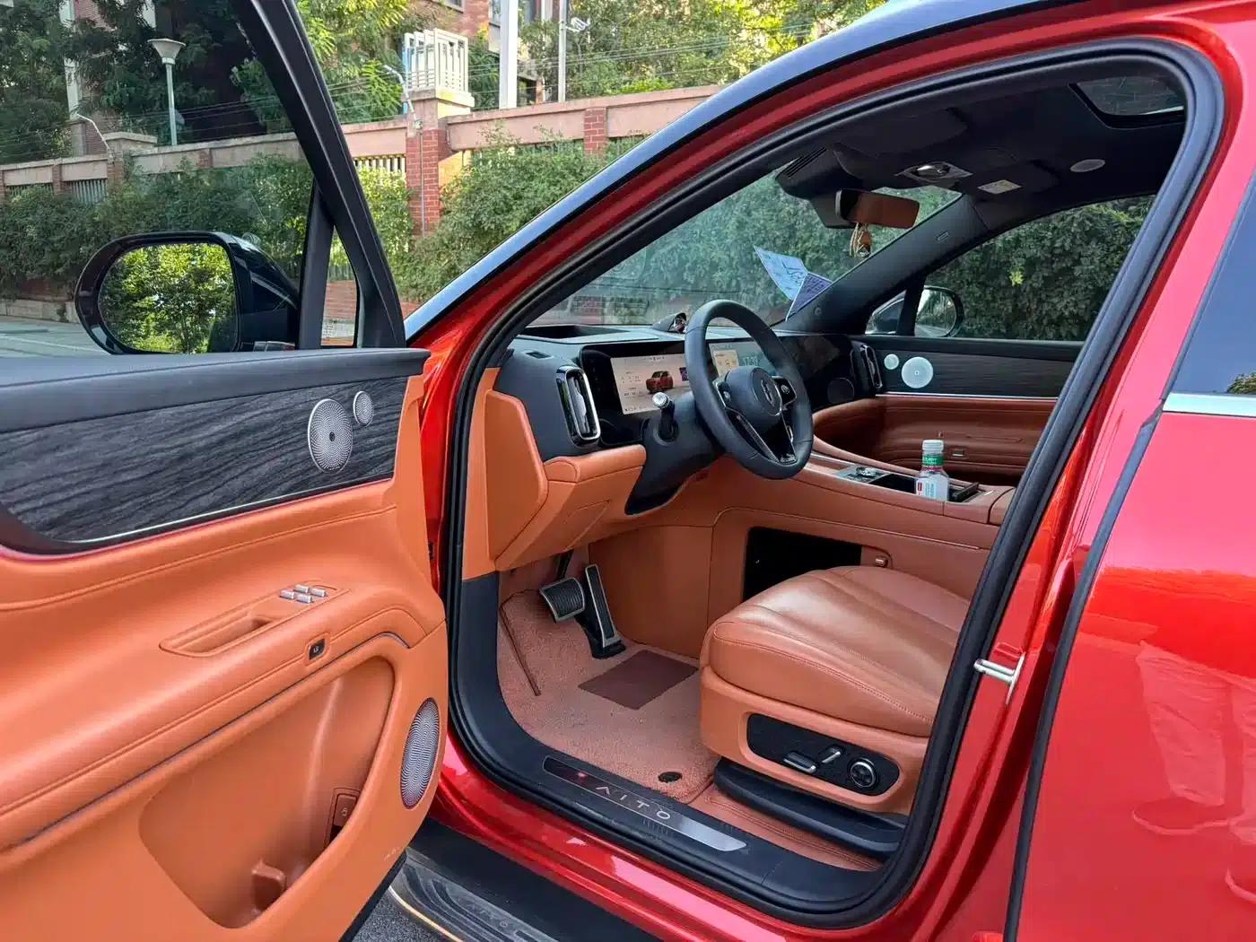 Wenjie M9 2024 Pure Electric Ultra Edition 100kWh 6-Seater — миниатюра 4