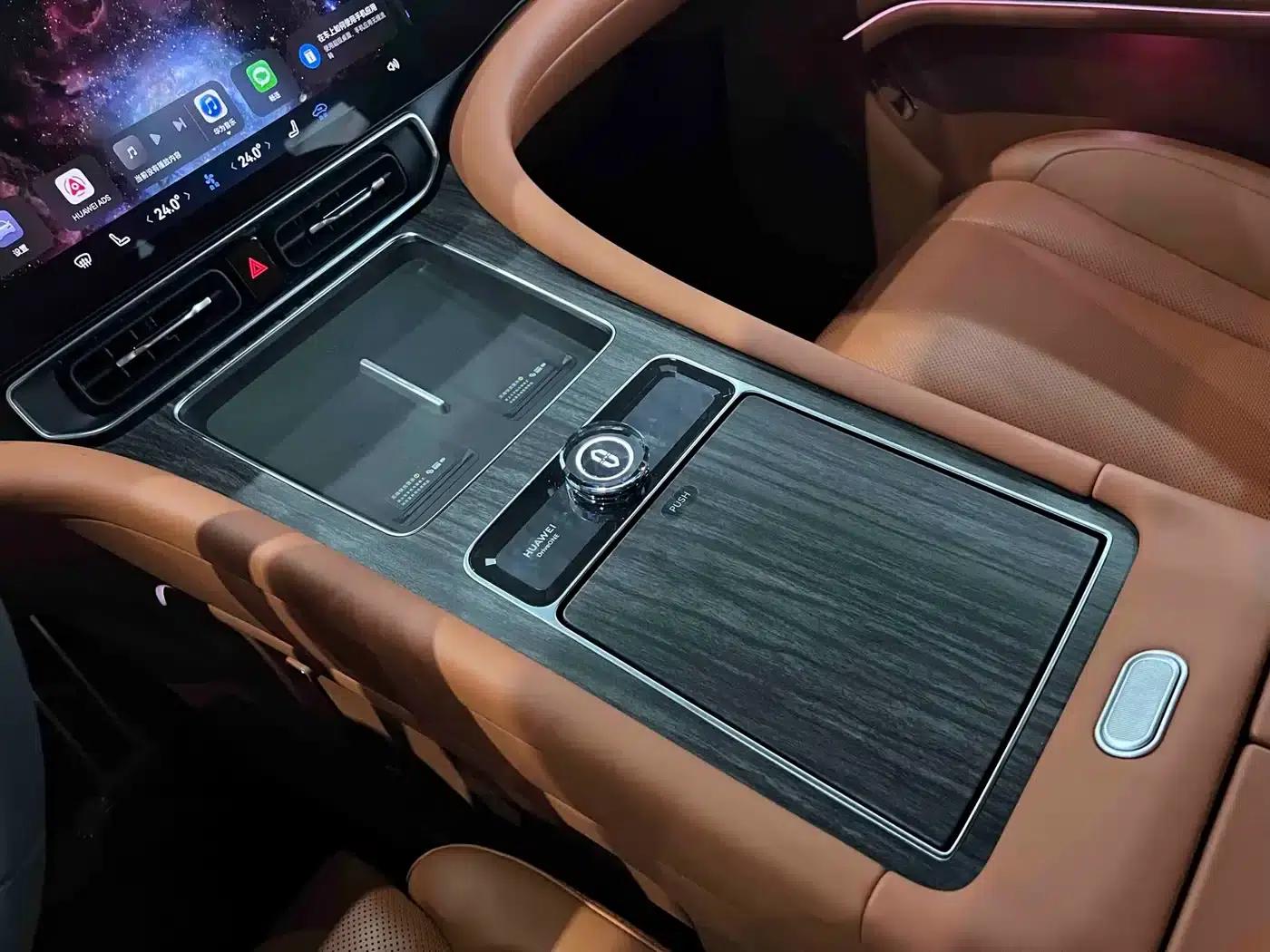 Wenjie M9 2025 Extended Range Max Edition 52kWh 5-Seat Version (192-line LiDAR) — миниатюра 21
