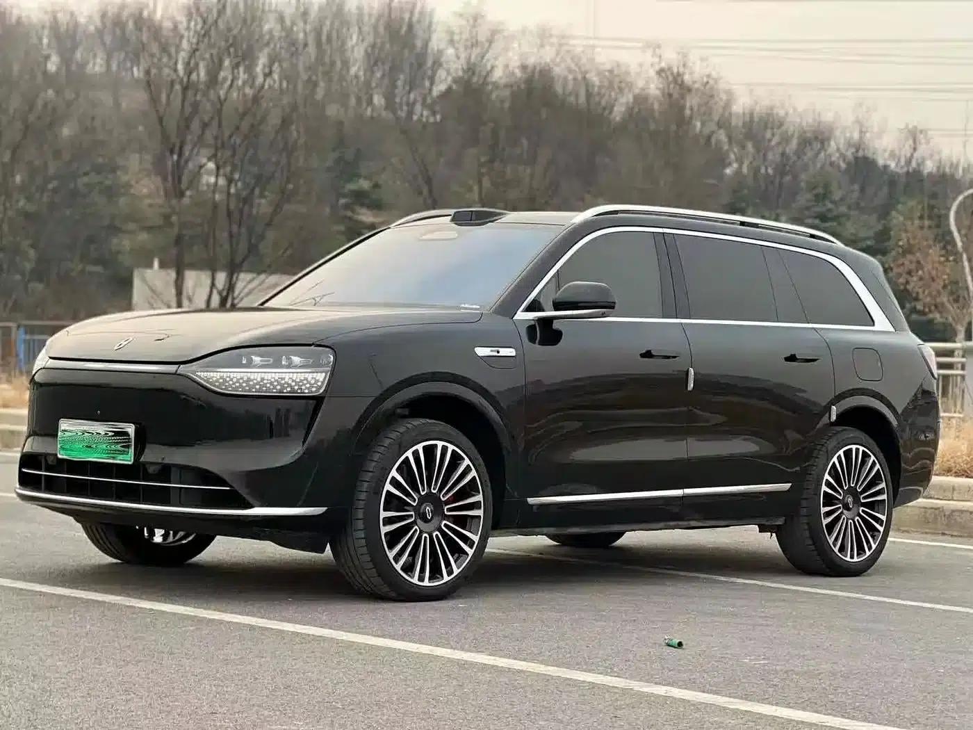 Wenjie M9 2024 Range Extended Ultra Edition 52kWh 5-Seater — миниатюра 1