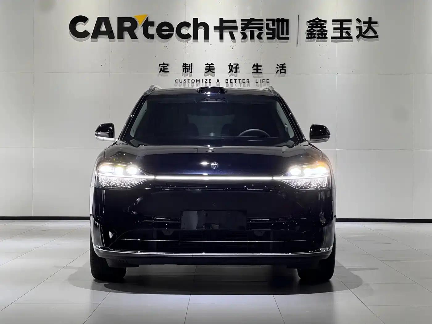 Wenjie M9 2025 Extended Range Max Edition (52kWh, 6-seater, 192-line LiDAR) — миниатюра 2