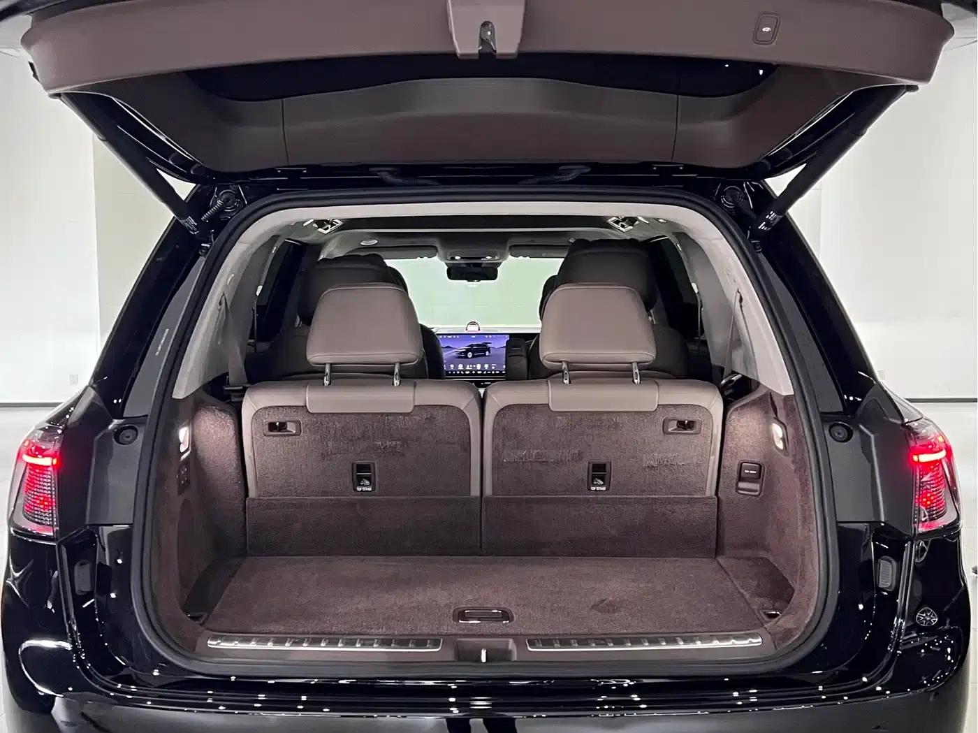 Wenjie M9 2025 Extended Range Max Edition (52kWh, 6-seater, 192-line LiDAR) — миниатюра 30