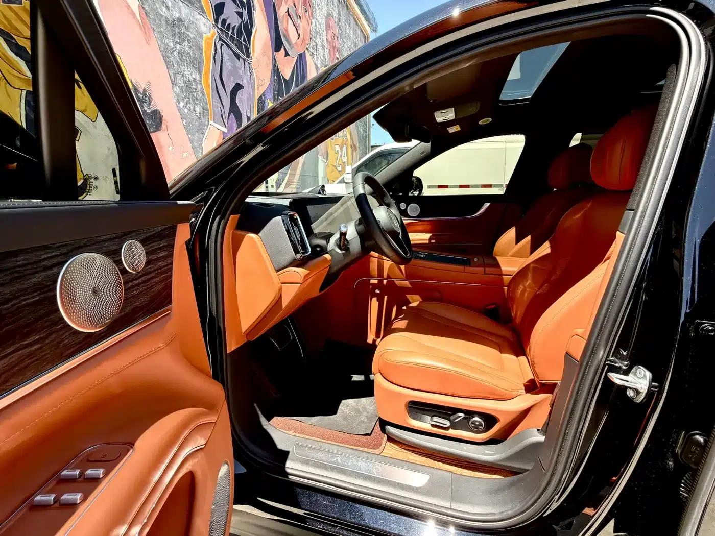 Wenjie M9 2024 Range Extended Ultra Edition 42kWh 6-Seater — миниатюра 9