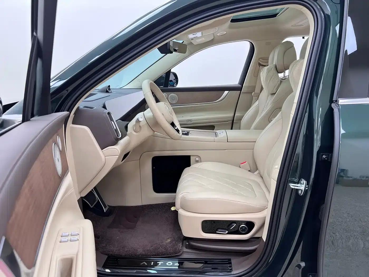 Wenjie M9 2024 Range Extended Ultra Edition 52kWh 6-Seater — миниатюра 15