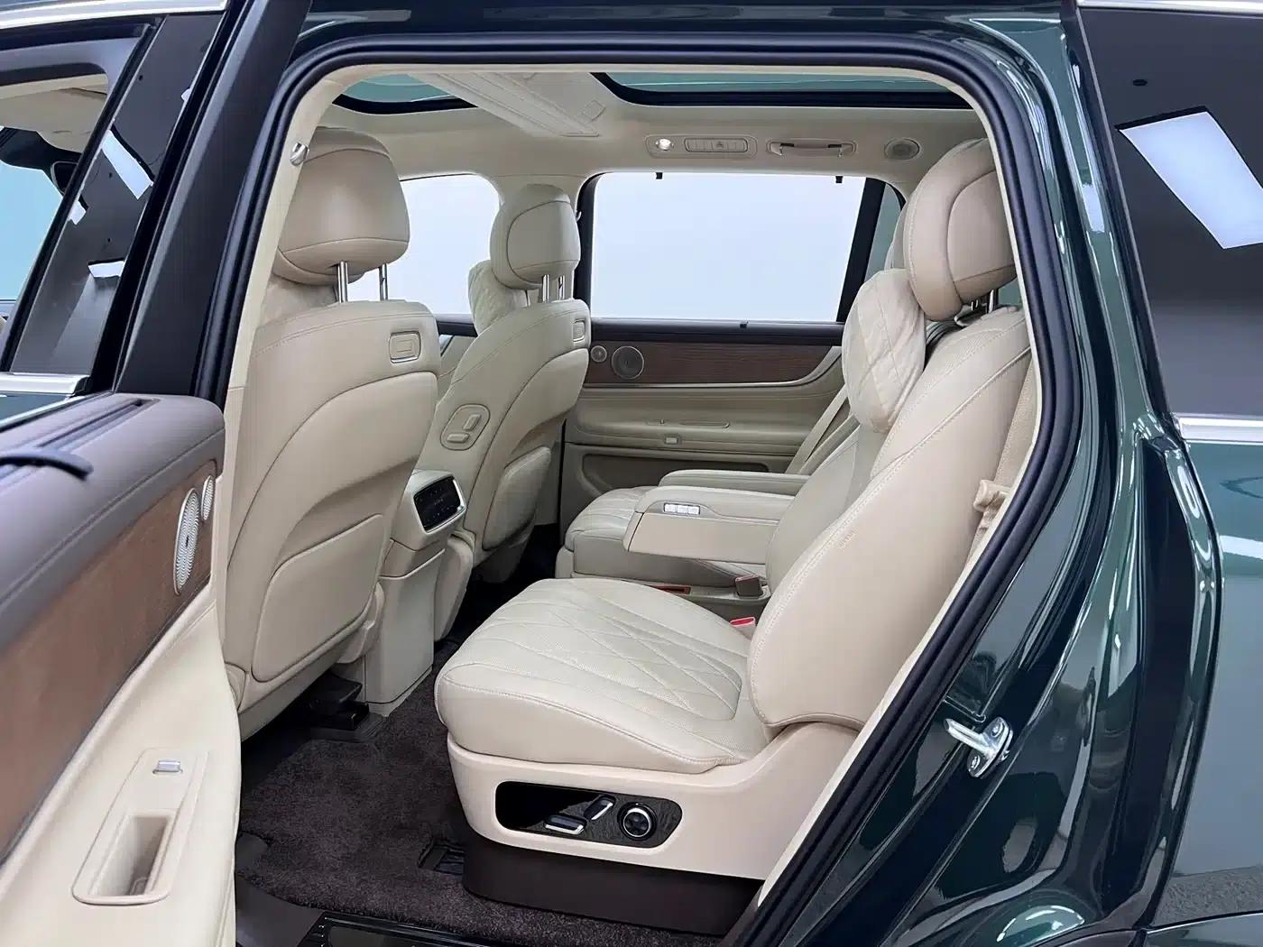 Wenjie M9 2024 Range Extended Ultra Edition 52kWh 6-Seater — миниатюра 17