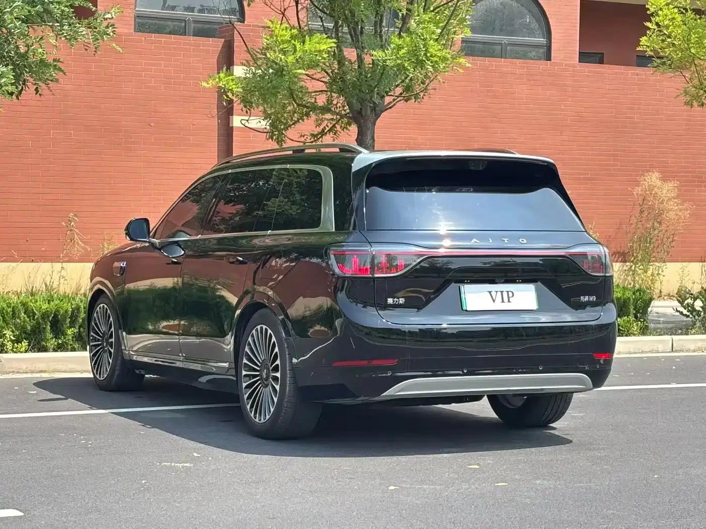 Wenjie M9 2025 Extended Range Max Edition 52kWh 6-Seat Version (192-line LiDAR) — миниатюра 9