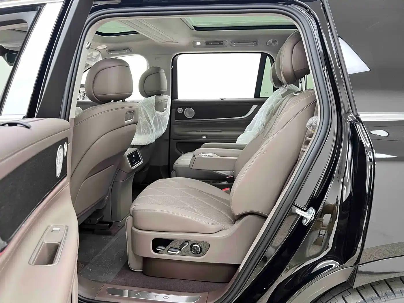 Wenjie M9 2025 Ultra Extended Range Edition (52kWh, 6-seater, 192-line LiDAR) — миниатюра 18
