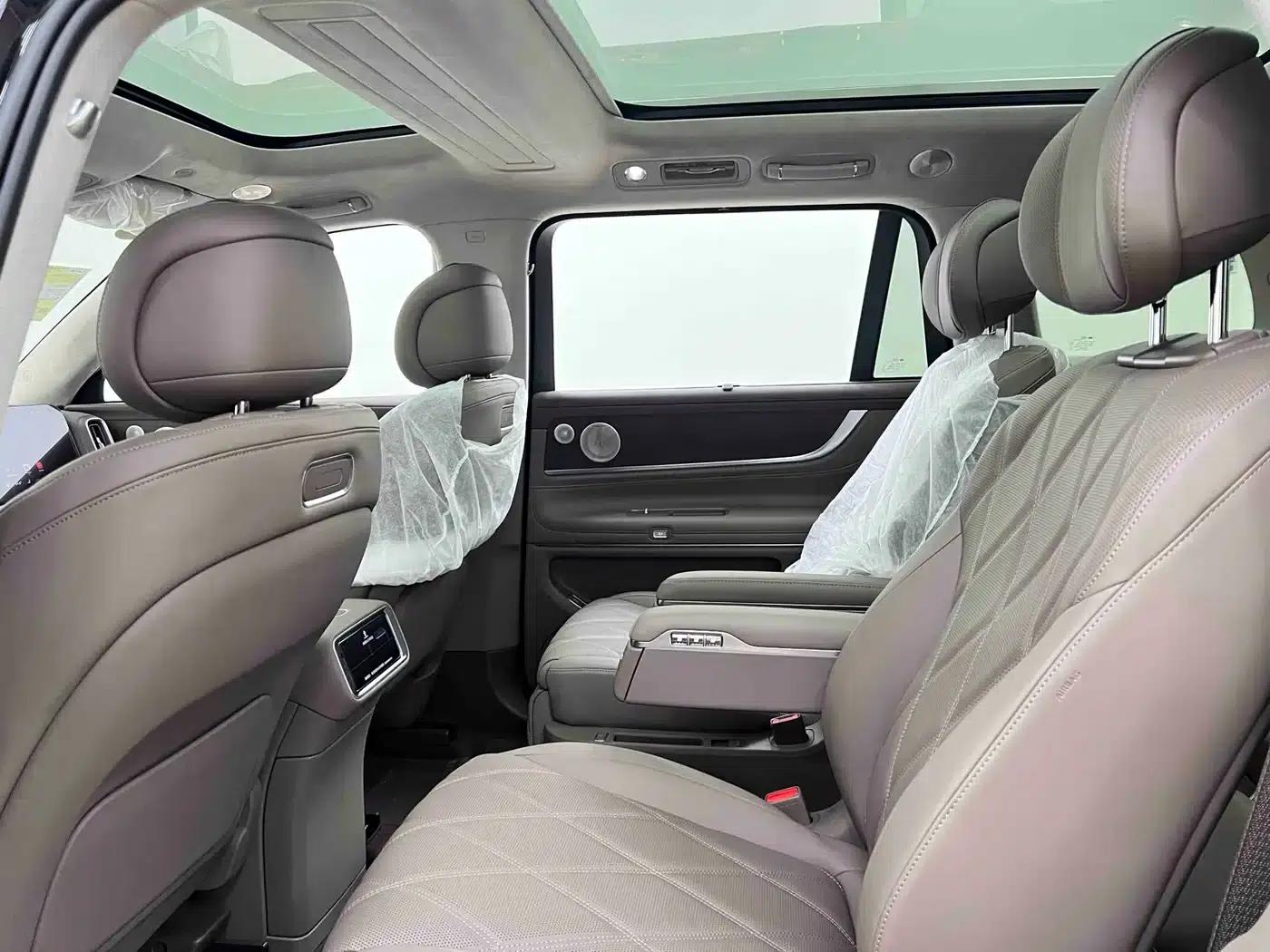 Wenjie M9 2025 Ultra Extended Range Edition (52kWh, 6-seater, 192-line LiDAR) — миниатюра 19