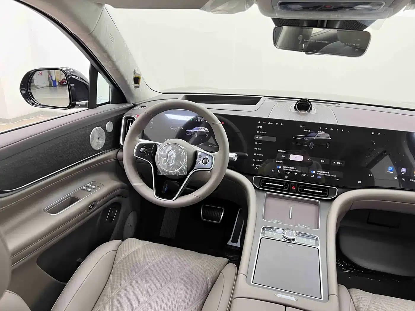 Wenjie M9 2025 Ultra Extended Range Edition (52kWh, 6-seater, 192-line LiDAR) — миниатюра 25