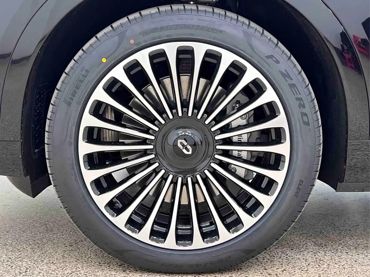 Wenjie M9 2025 Ultra Extended Range Edition (52kWh, 6-seater, 192-line LiDAR) — миниатюра 9