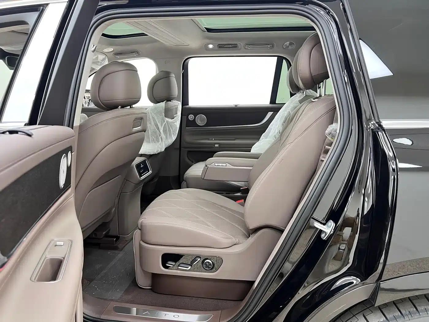 Wenjie M9 2025 Ultra Extended Range Edition (52kWh, 6-seater, 192-line LiDAR) — миниатюра 18