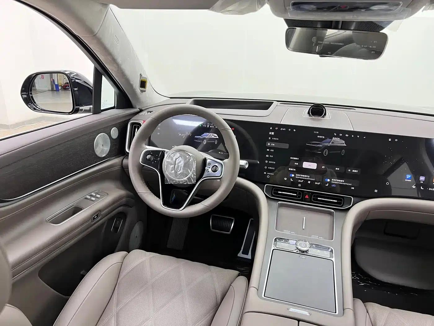 Wenjie M9 2025 Ultra Extended Range Edition (52kWh, 6-seater, 192-line LiDAR) — миниатюра 25