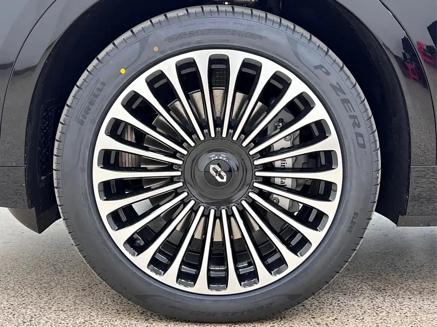 Wenjie M9 2025 Ultra Extended Range Edition (52kWh, 6-seater, 192-line LiDAR) — миниатюра 9
