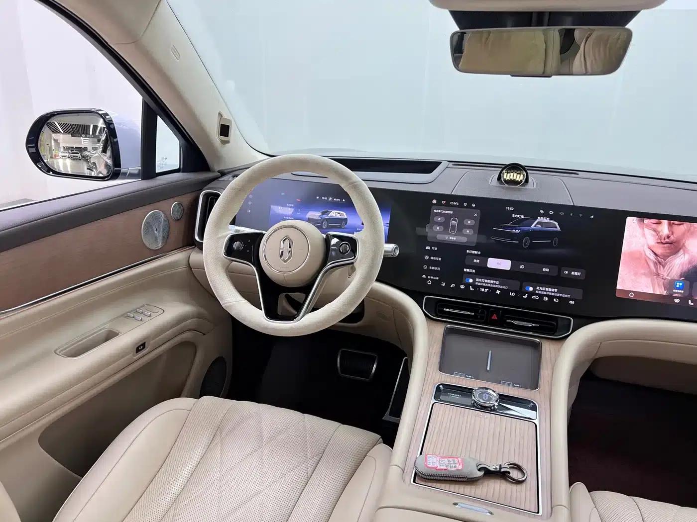 Wenjie M9 2024 Range Extended Ultra Edition 42kWh 6-Seater — миниатюра 25