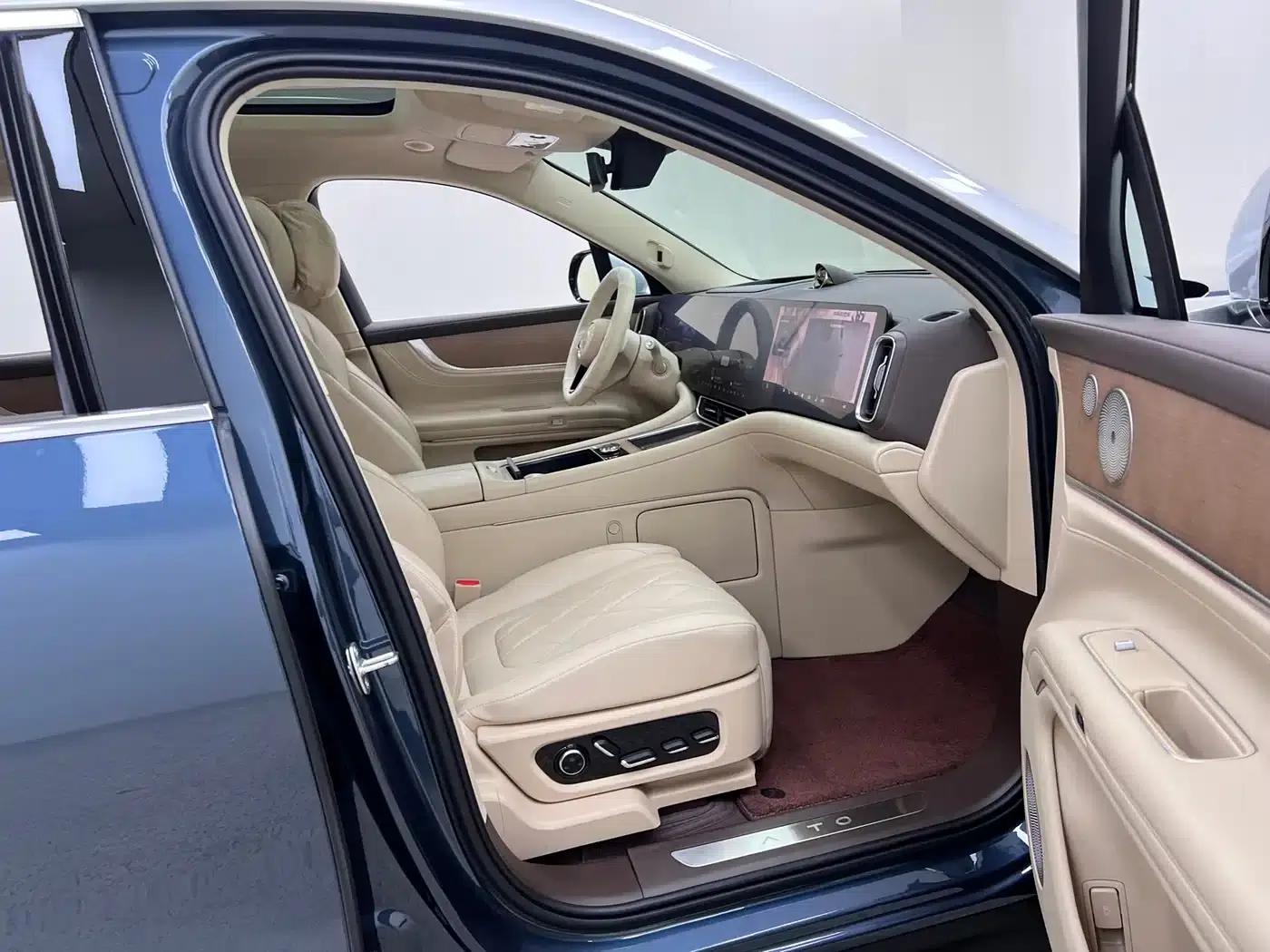 Wenjie M9 2024 Range Extended Ultra Edition 42kWh 6-Seater — миниатюра 34
