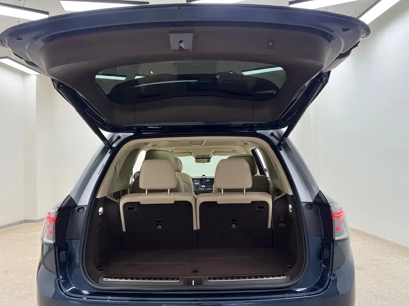 Wenjie M9 2024 Range Extended Ultra Edition 42kWh 6-Seater — миниатюра 35