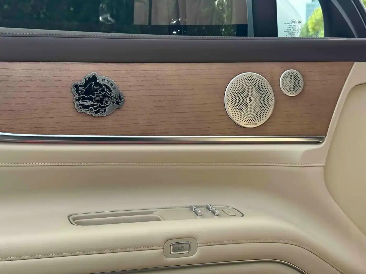 Wenjie M9 2024 Range Extended Ultra Edition 52kWh 6-Seater — миниатюра 5