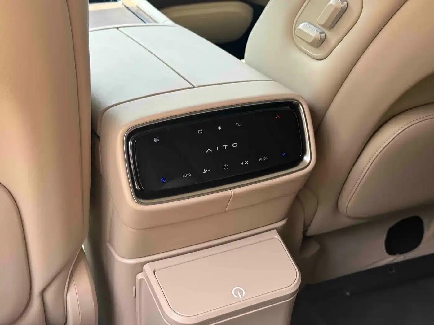 Wenjie M9 2024 Range Extended Ultra Edition 52kWh 6-Seater — миниатюра 8