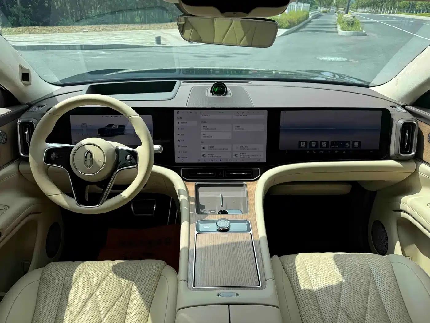 Wenjie M9 2024 Range Extended Ultra Edition 52kWh 6-Seater — миниатюра 9