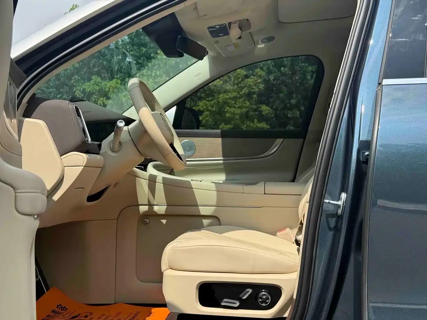 Wenjie M9 2024 Range Extended Ultra Edition 52kWh 6-Seater — миниатюра 10