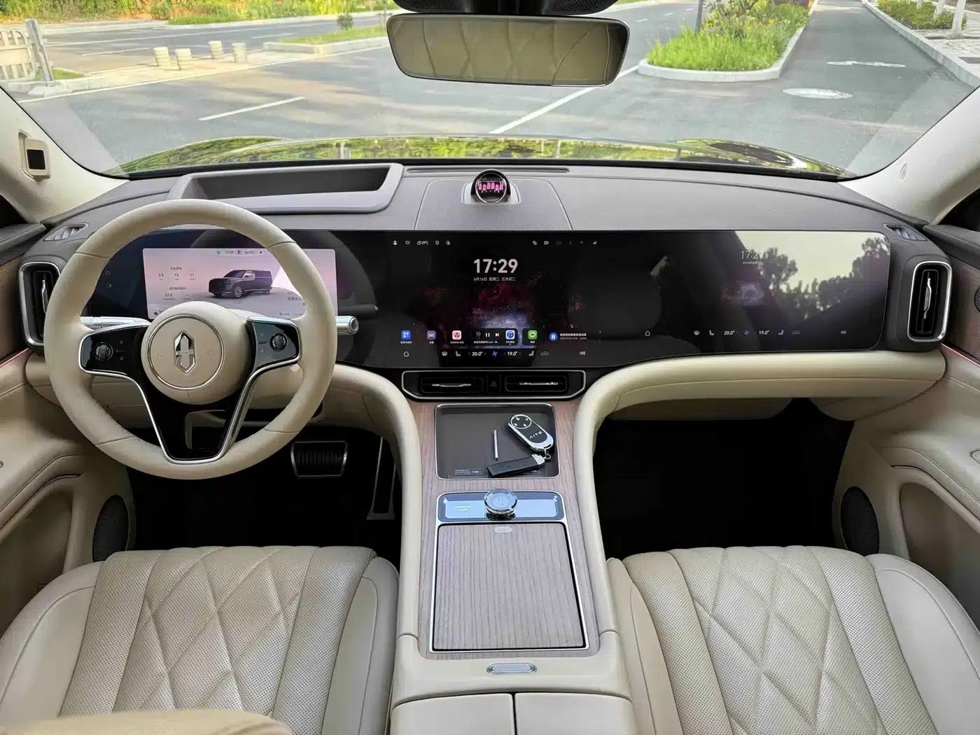 Wenjie M9 2024 Range Extended Max Edition 52kWh 6-Seater — миниатюра 11