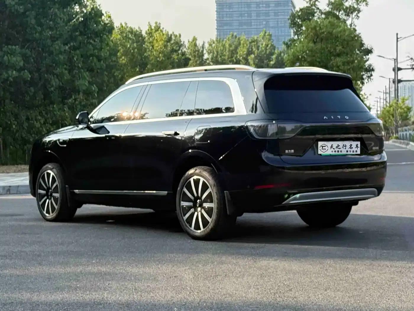 Wenjie M9 2024 Range Extended Max Edition 52kWh 6-Seater — миниатюра 23