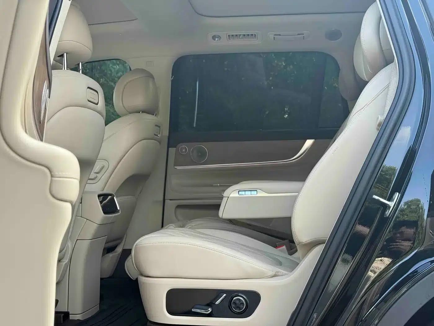 Wenjie M9 2024 Range Extended Max Edition 52kWh 6-Seater — миниатюра 8