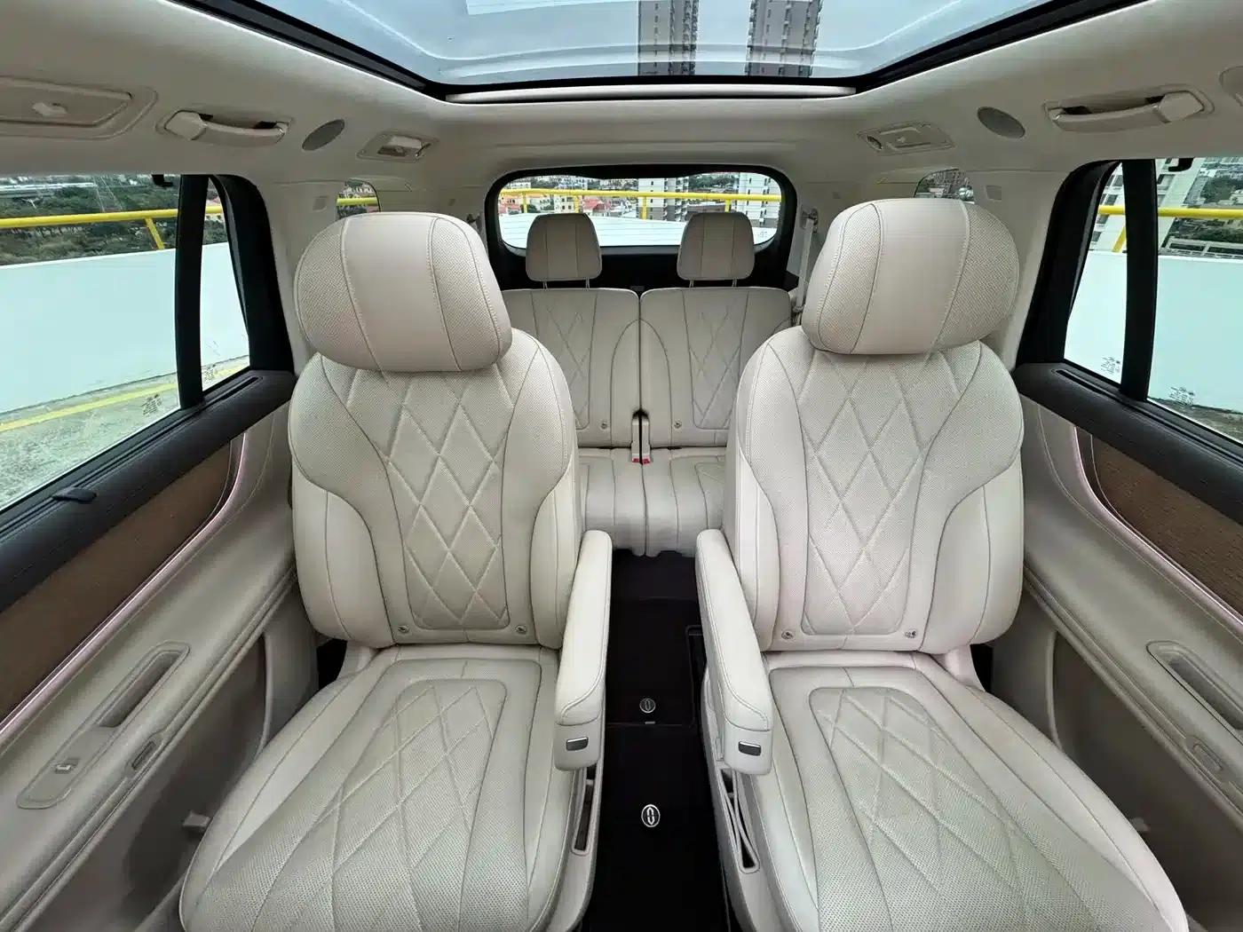 Wenjie M9 2024 Range Extended Max Edition 42kWh 6-Seater — миниатюра 14