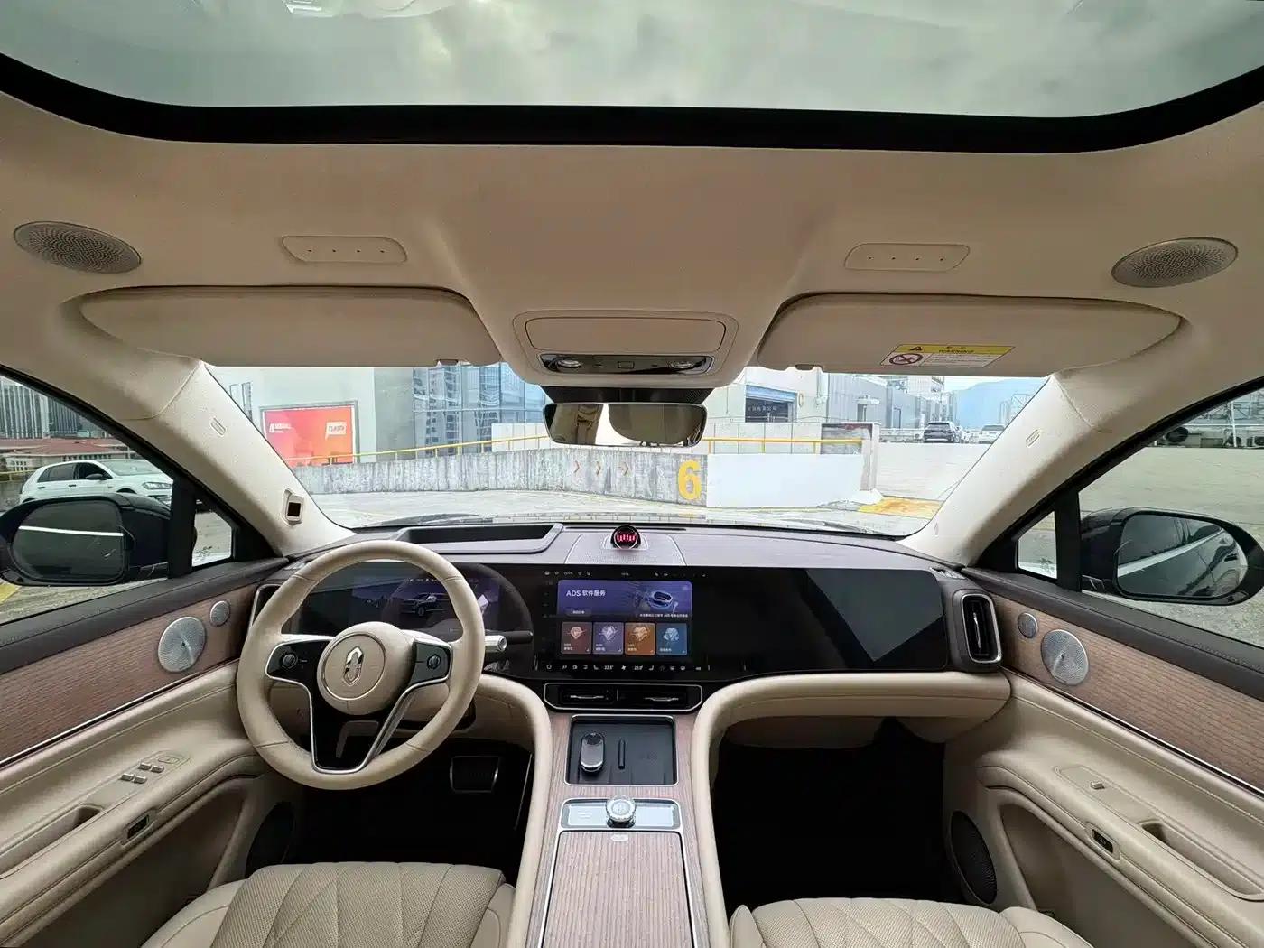 Wenjie M9 2024 Range Extended Max Edition 42kWh 6-Seater — миниатюра 10
