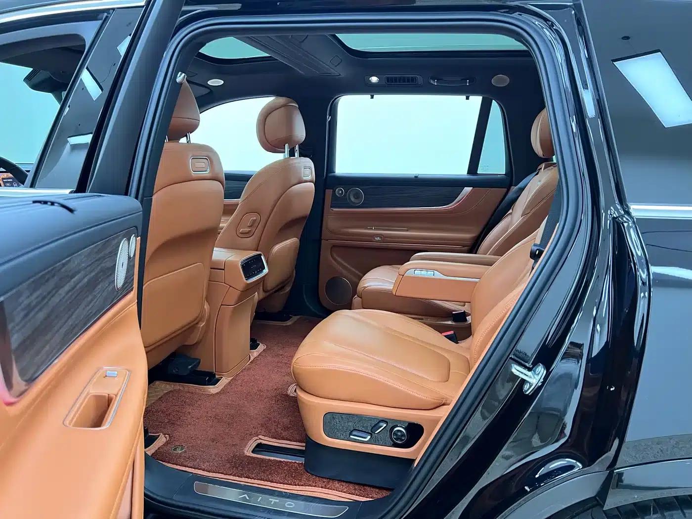 Wenjie M9 2024 Range Extended Ultra Edition 42kWh 6-Seater — миниатюра 17