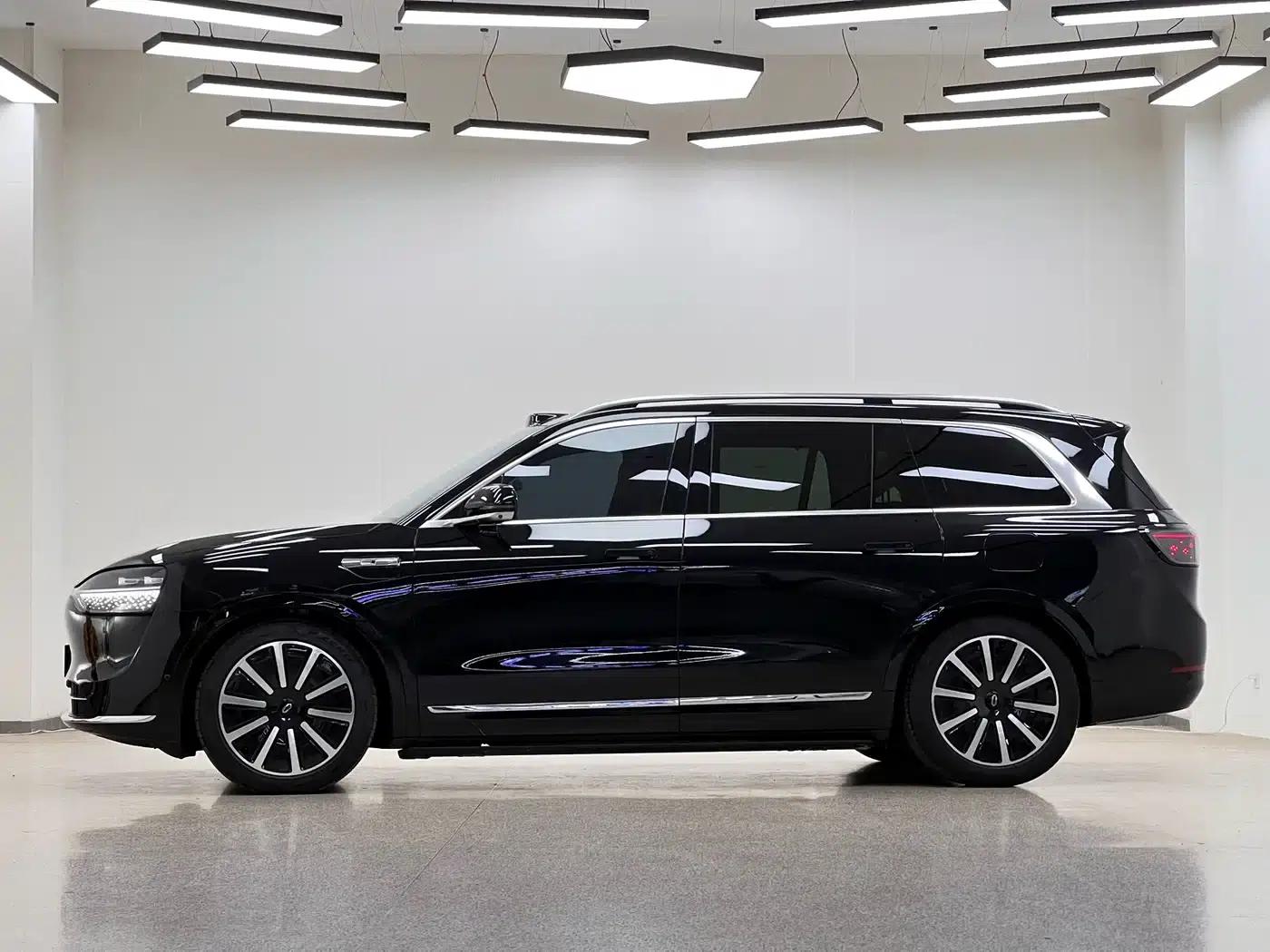 Wenjie M9 2024 Range Extended Ultra Edition 42kWh 6-Seater — миниатюра 4