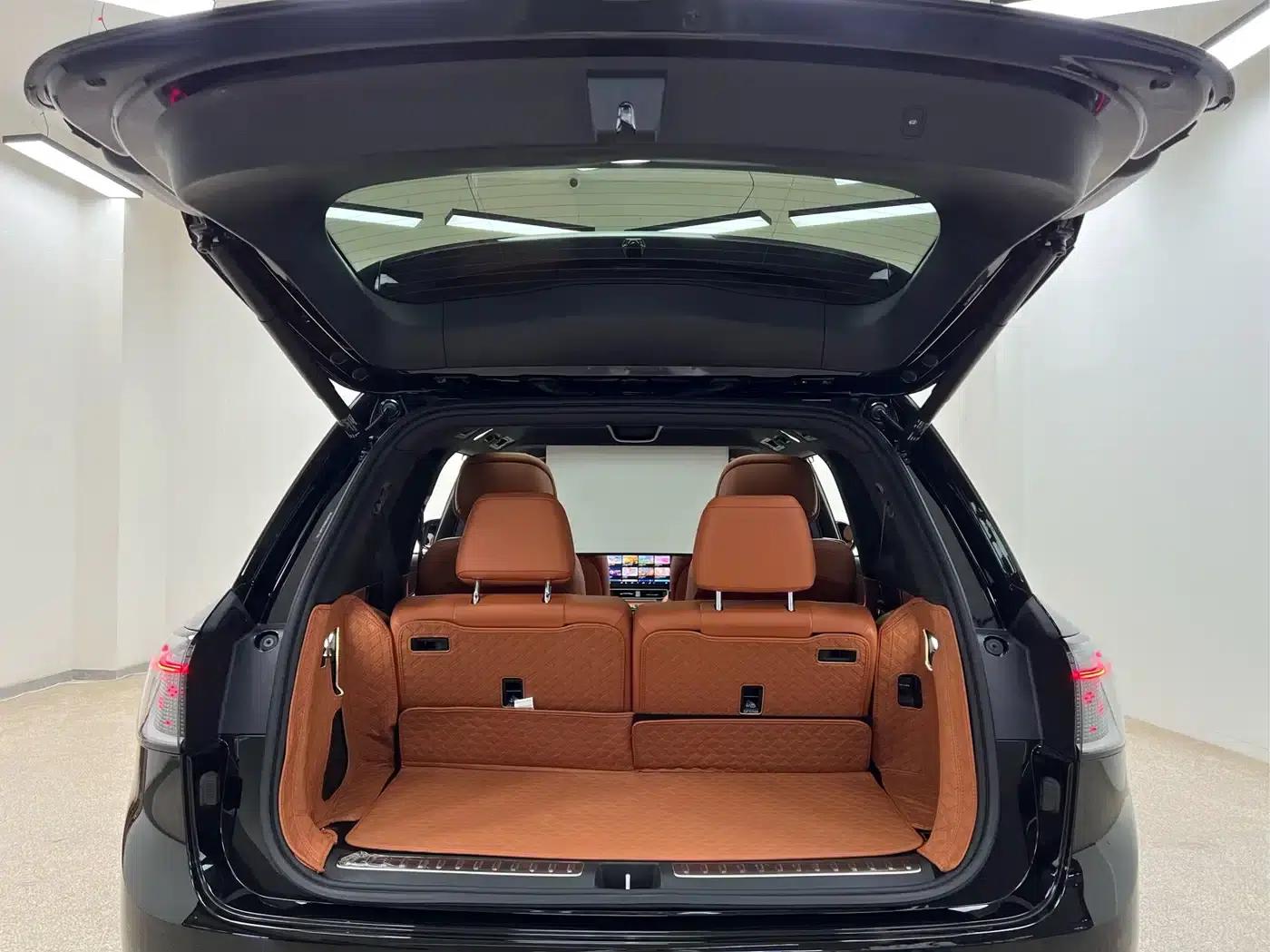 Wenjie M9 2024 Range Extended Ultra Edition 42kWh 6-Seater — миниатюра 36