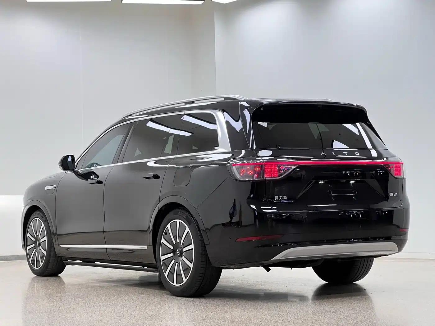 Wenjie M9 2024 Range Extended Ultra Edition 42kWh 6-Seater — миниатюра 7