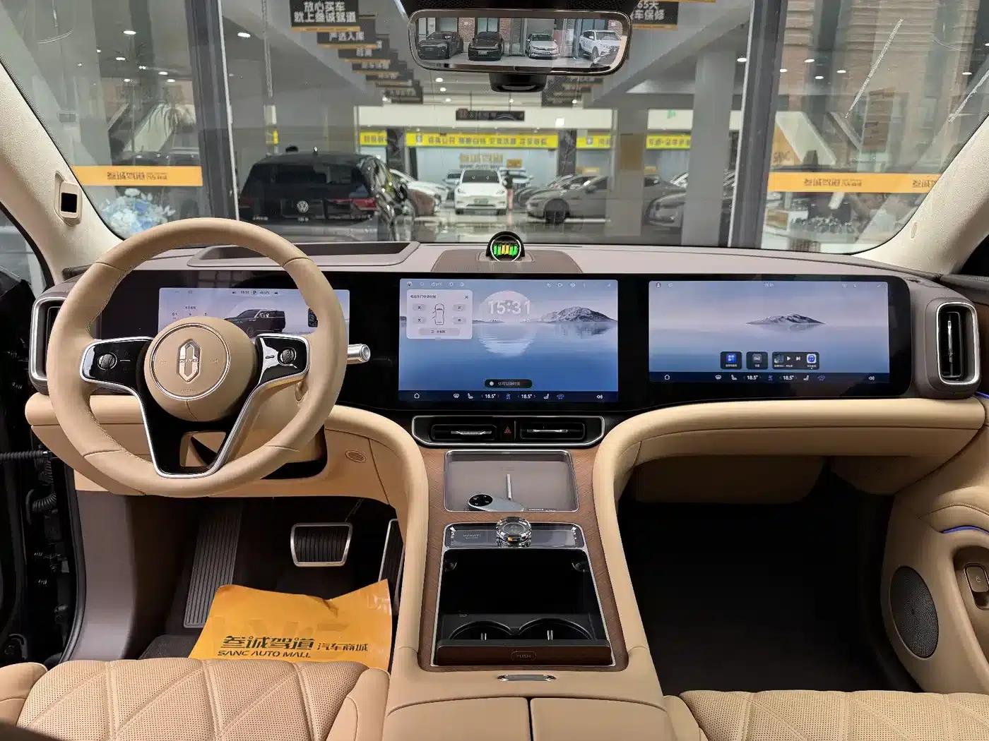 Wenjie M9 2025 Ultra Extended Range Edition (52kWh, 6-seater, 192-line LiDAR) — миниатюра 11