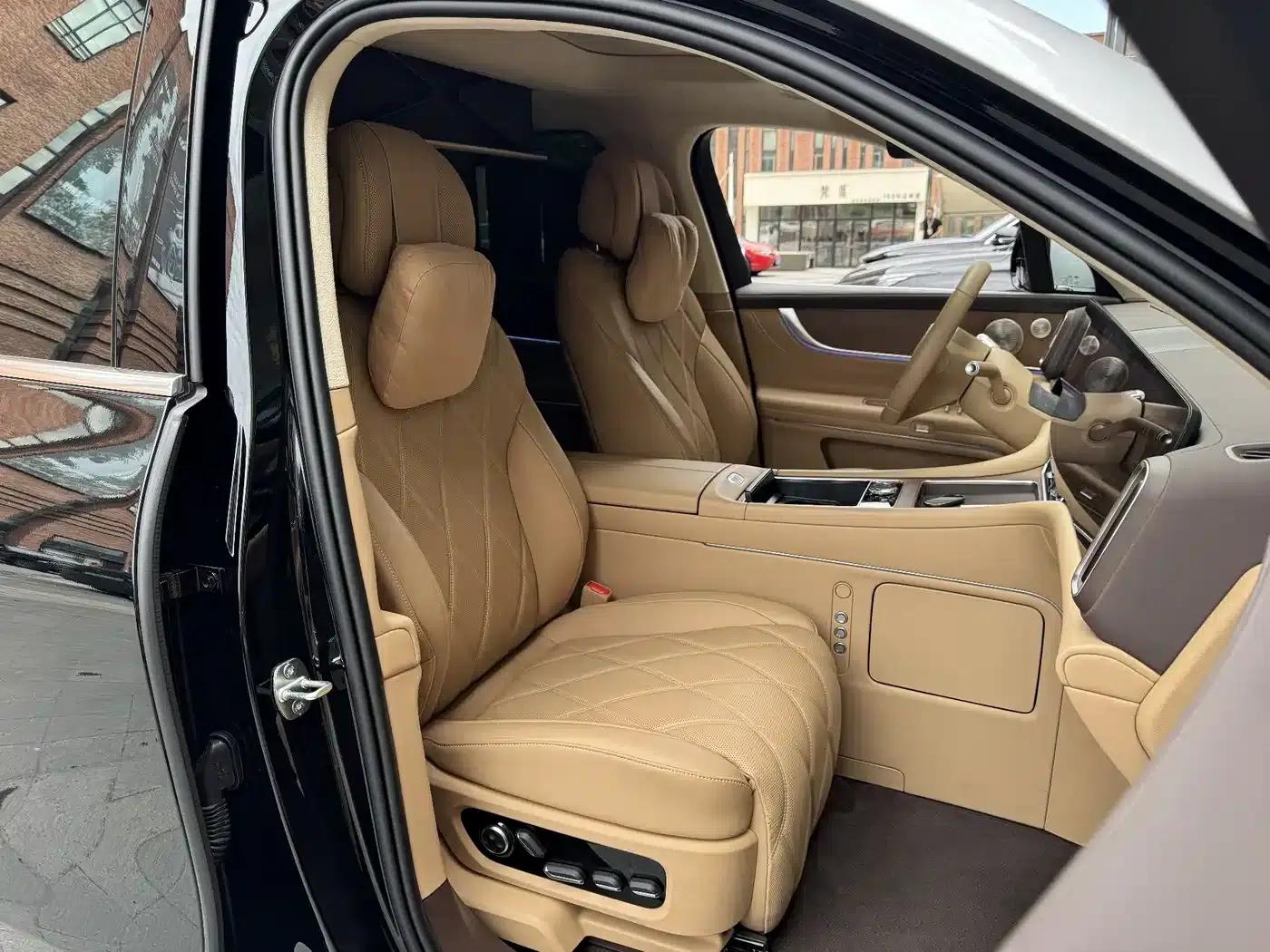 Wenjie M9 2025 Ultra Extended Range Edition (52kWh, 6-seater, 192-line LiDAR) — миниатюра 24