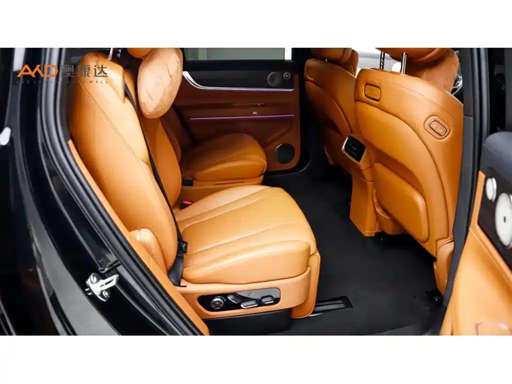 Wenjie M9/1.5T/2024/Range Extended Ultra Edition 42kWh 6-Seater — миниатюра 8