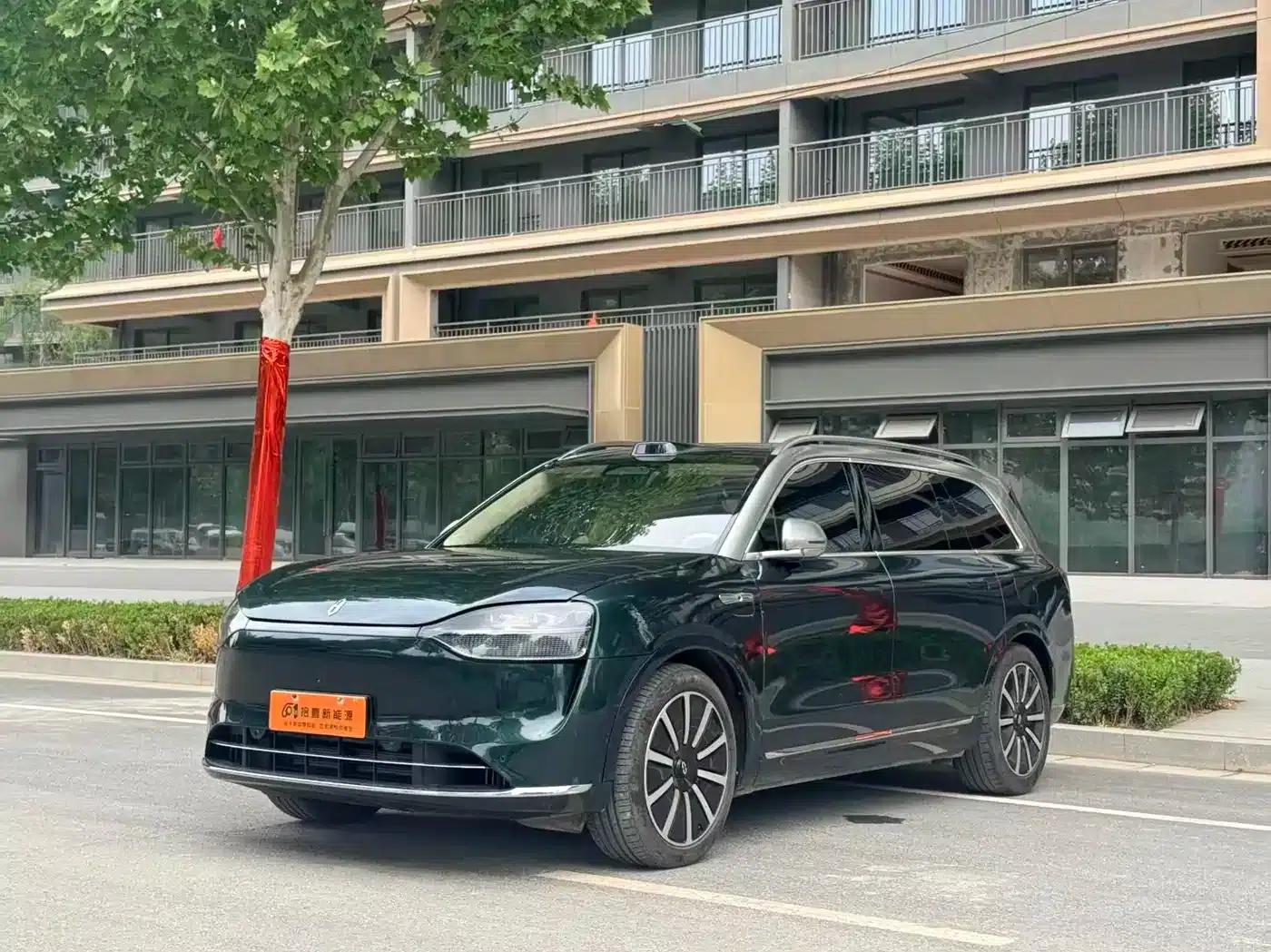 Wenjie M9 2024 Range Extended Max Edition 42kWh 6-Seater — миниатюра 1