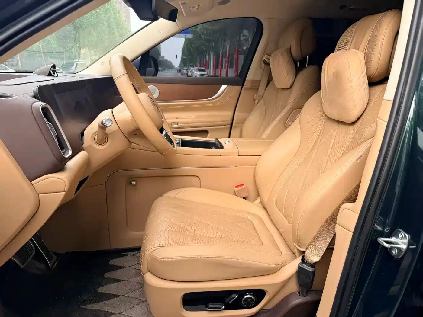 Wenjie M9 2024 Range Extended Max Edition 42kWh 6-Seater — миниатюра 4