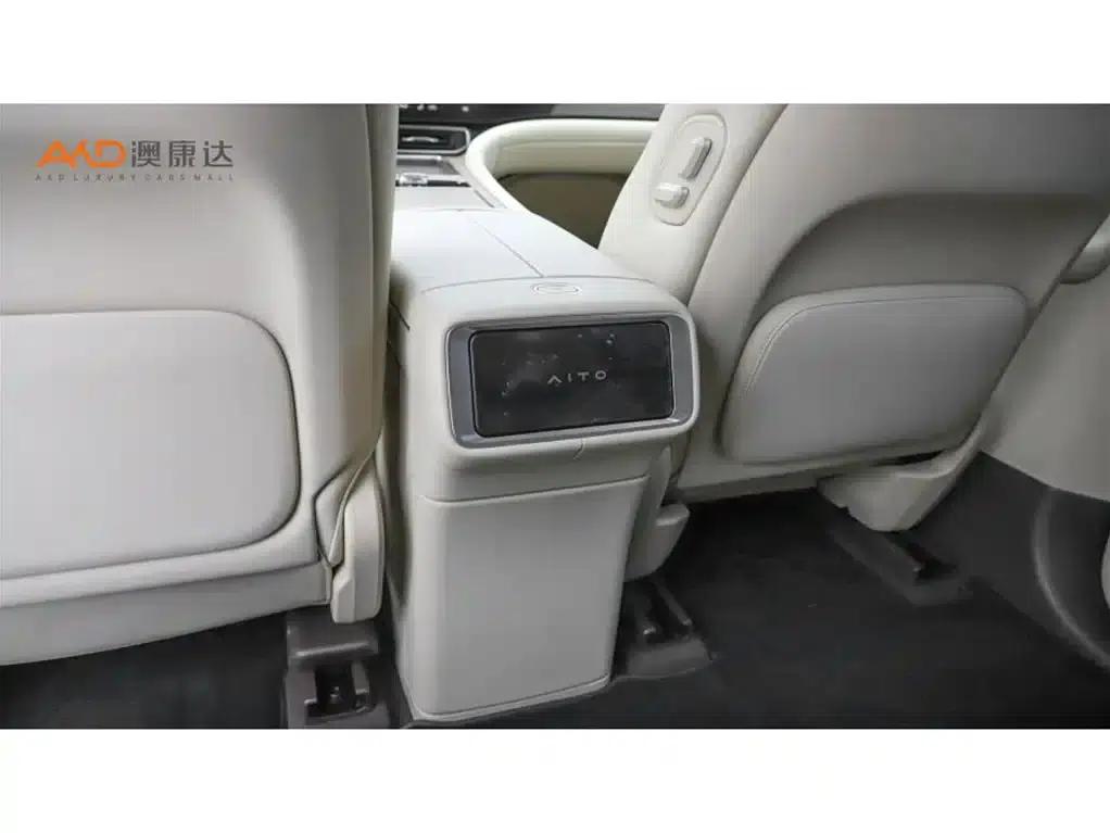 Wenjie M9 2025 Extended Range Max Edition 52kWh 5-Seat Version (192-line LiDAR) — миниатюра 9