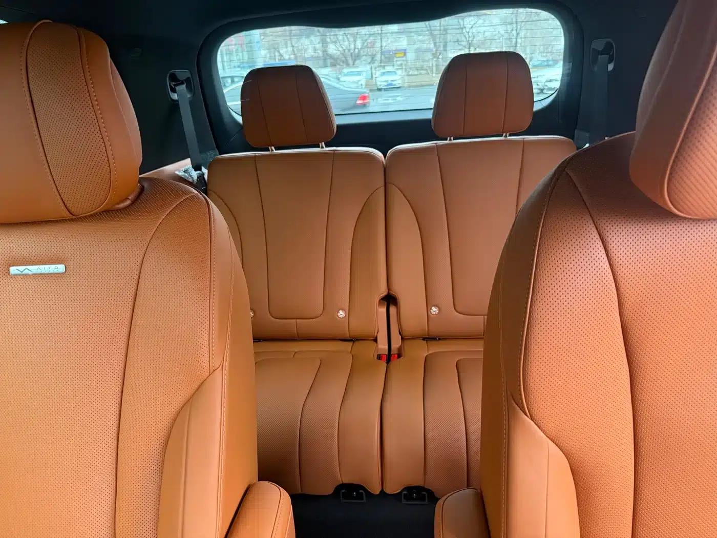 Wenjie M9 2025 Ultra Extended Range Edition (52kWh, 6-seater, 192-line LiDAR) — миниатюра 11