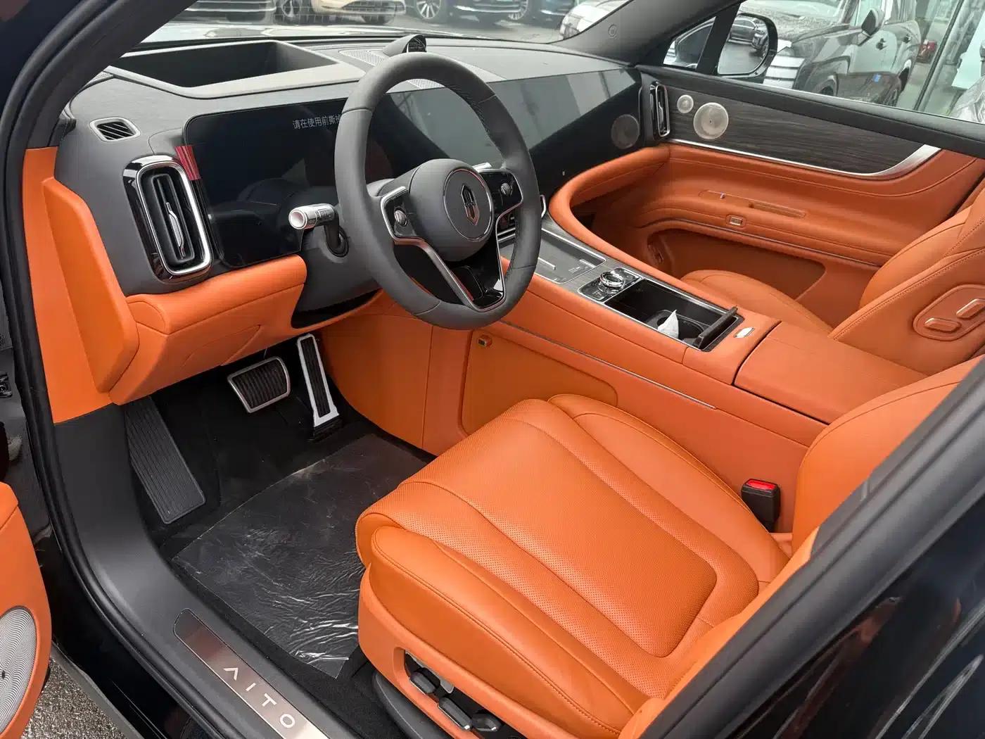 Wenjie M9 2025 Ultra Extended Range Edition (52kWh, 6-seater, 192-line LiDAR) — миниатюра 7