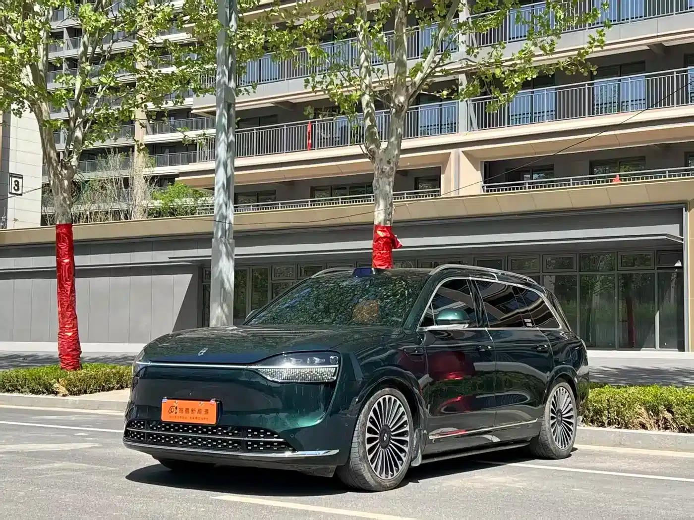 Wenjie M9 2024 Range Extended Ultra Edition 52kWh 6-Seater — миниатюра 1