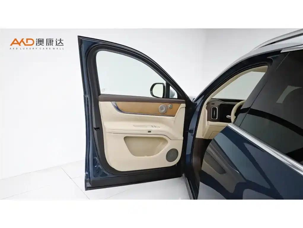 Wenjie M9/1.5T/2024/Range Extended Ultra Edition 42kWh 6-Seater — миниатюра 11